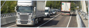 Autodoprava, avtomoblilnye nákladná doprava, náklady pre autodoprava, súvisiace dopravy pre preprava tovaru, dodanie cargo.